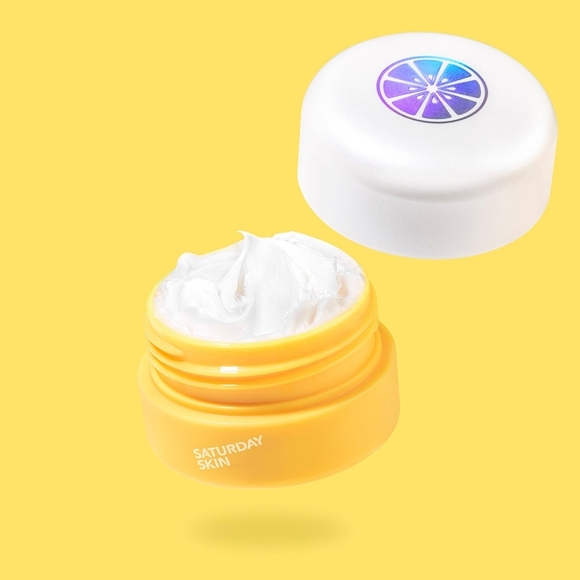Saturday Skin Yuzu Bright Vitamin C Eye Cream 15 ML/0.50 FL OZ - Picture 1 of 3